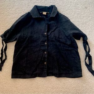 Kelly Felder Black Shirt